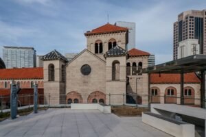 Cecilmaru, Jeongdong: A Romanesque Mirage Above Seoul